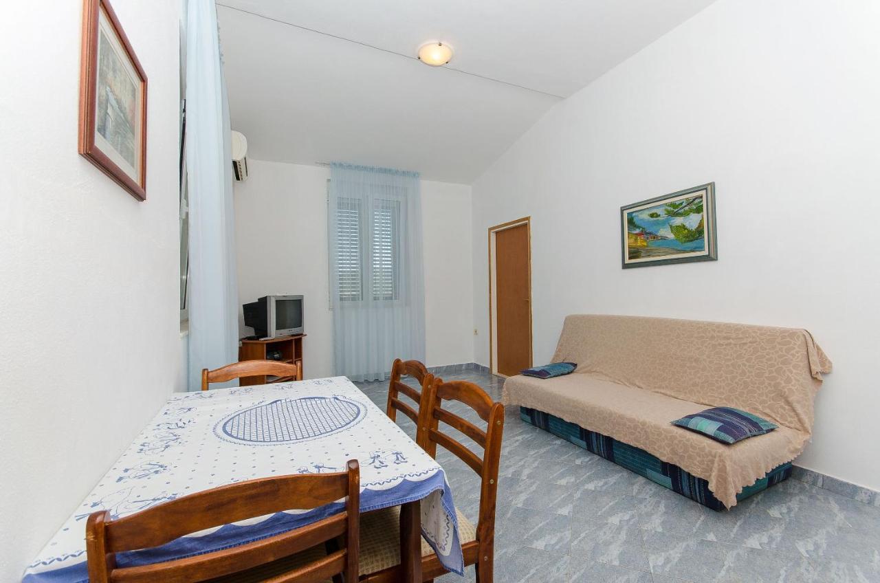 Apartments Ivanka วิส ภายนอก รูปภาพ