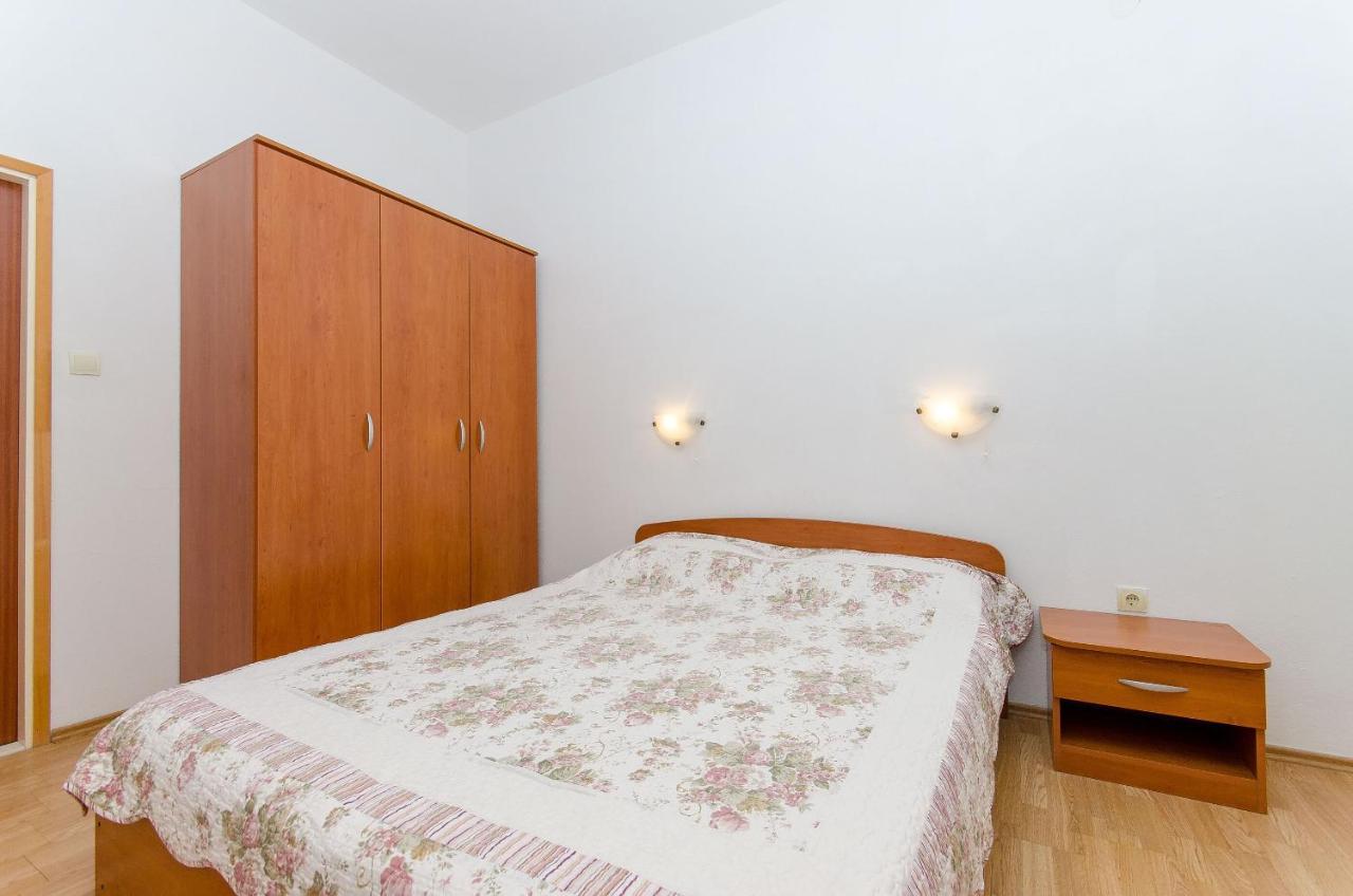 Apartments Ivanka วิส ภายนอก รูปภาพ
