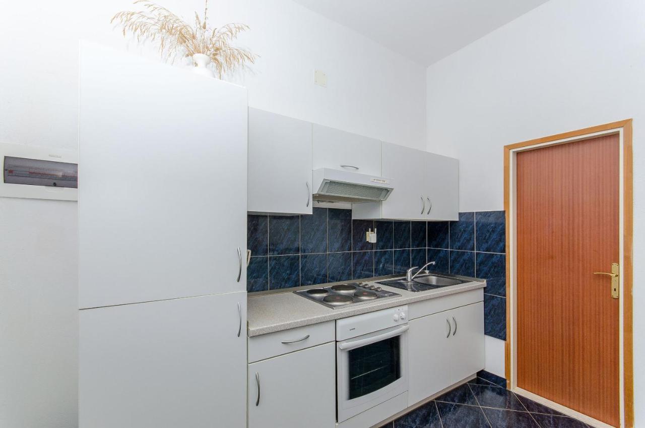 Apartments Ivanka วิส ภายนอก รูปภาพ